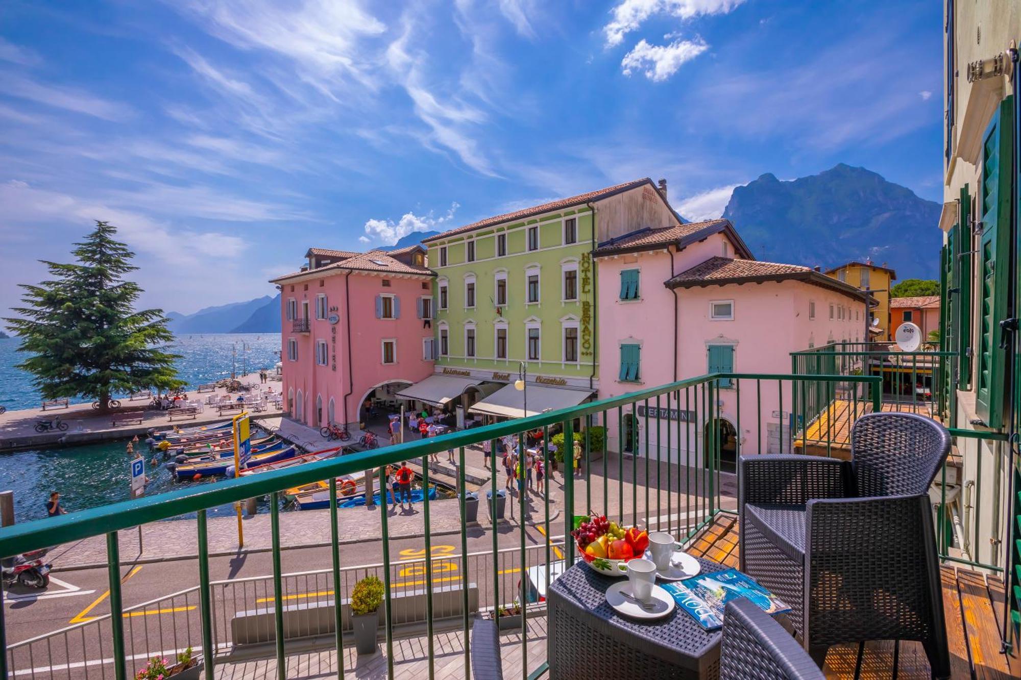 Dogana Best Lake View - Happy Rentals Torbole Sul Garda Bagian luar foto